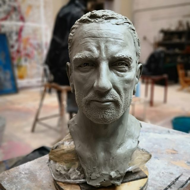 Head in clay