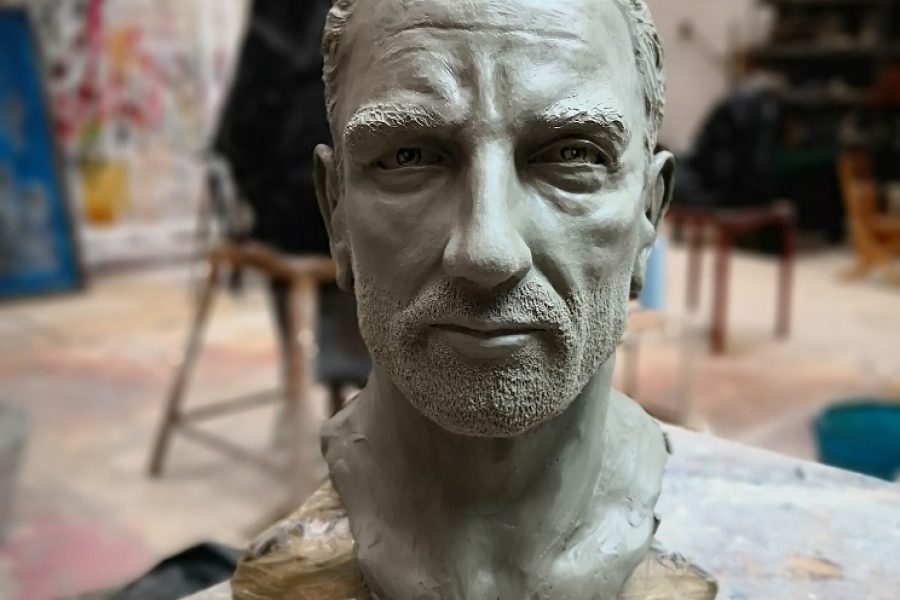 Head in clay